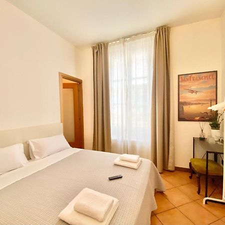 I Portici Del Centro Hotel Como Bagian luar foto