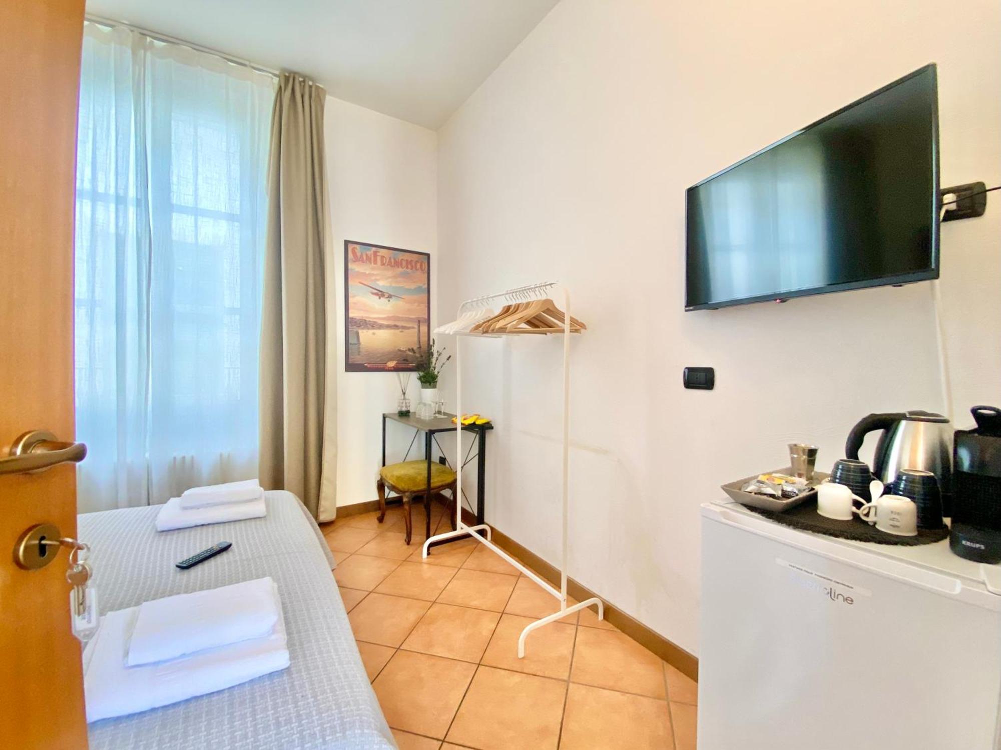 I Portici Del Centro Hotel Como Bagian luar foto