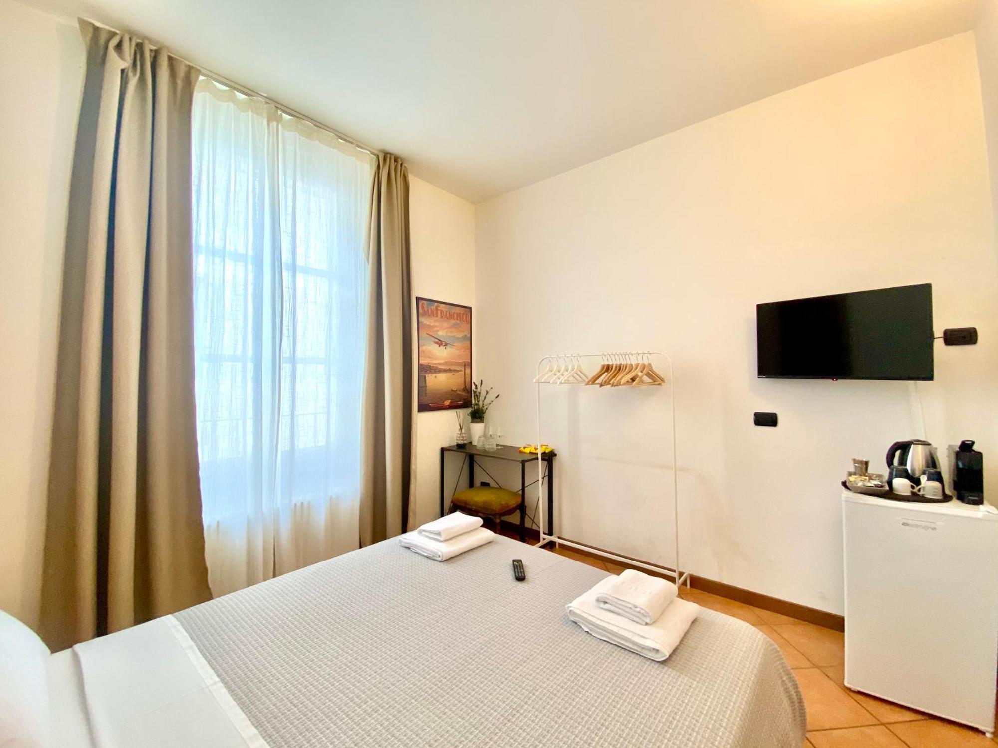 I Portici Del Centro Hotel Como Bagian luar foto